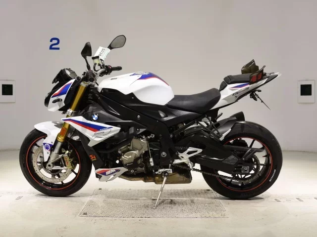 BMW BMW S1000R