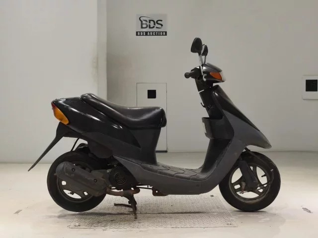 Suzuki LET S2