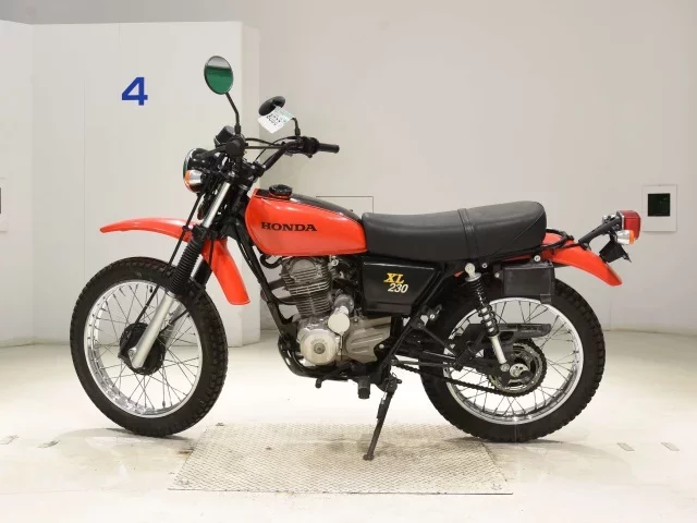 Honda XL230