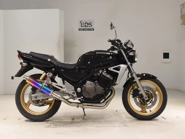 Kawasaki BALIUS250-2 лот № 0393 оценка 4  с аукциона в Японии