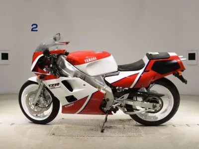 Yamaha TZR250-3  с аукциона в Японии