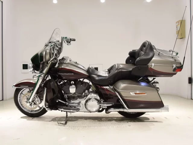 Harley-Davidson HARLEYFLHTKSE1800CVO
