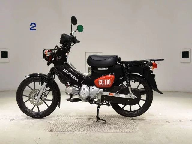 Honda CROSS CUB 110-3