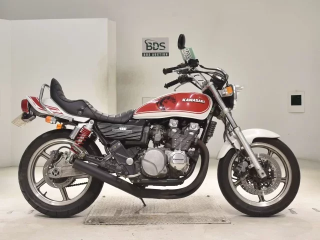 Kawasaki ZEPHYR400 лот № 3004 оценка 4  с аукциона в Японии
