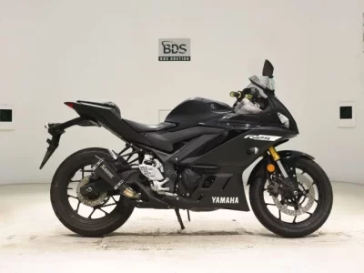Yamaha YZF-R25A