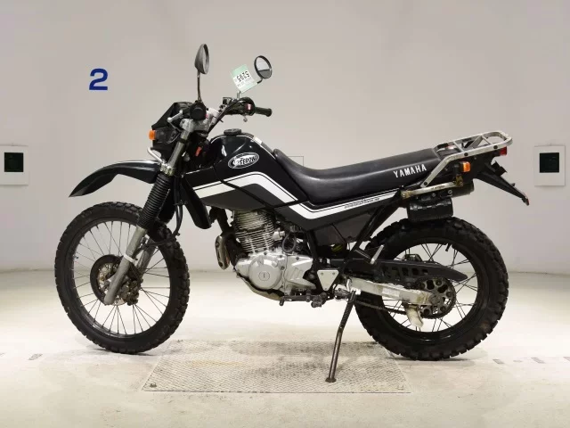 Yamaha SEROW 225-3