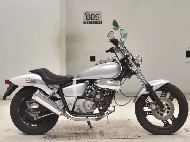 Honda MAGNA 50