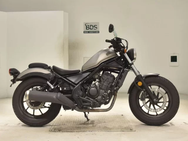 Honda REBEL 250A лот № 0543 оценка 4  с аукциона в Японии