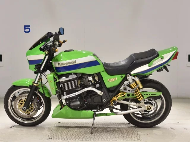 Kawasaki ZRX1100