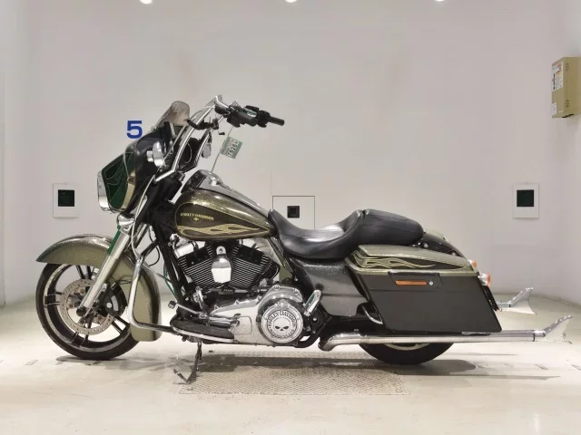 Harley-Davidson HARLEY FLHX1690