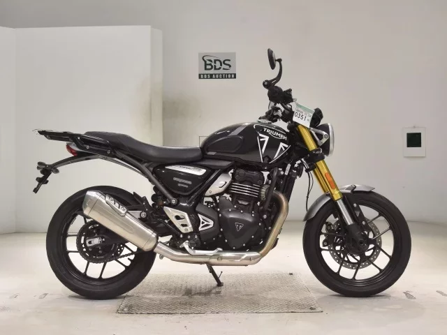 Triumph  SPEED 400 лот № 0351 оценка 5  с аукциона в Японии