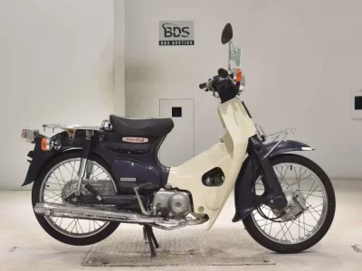 Honda C90