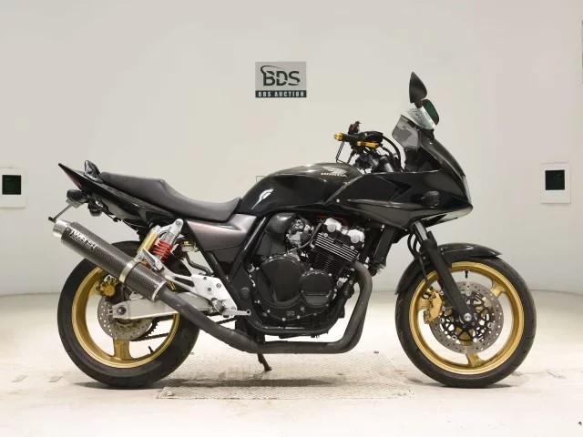 Honda CB400SFV-3 BOLDOR лот № 7980 оценка 4  с аукциона в Японии