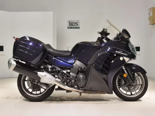 Kawasaki 1400GTR лот № 5239 оценка 4  с аукциона в Японии