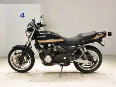 Kawasaki ZEPHYR400K  с аукциона в Японии
