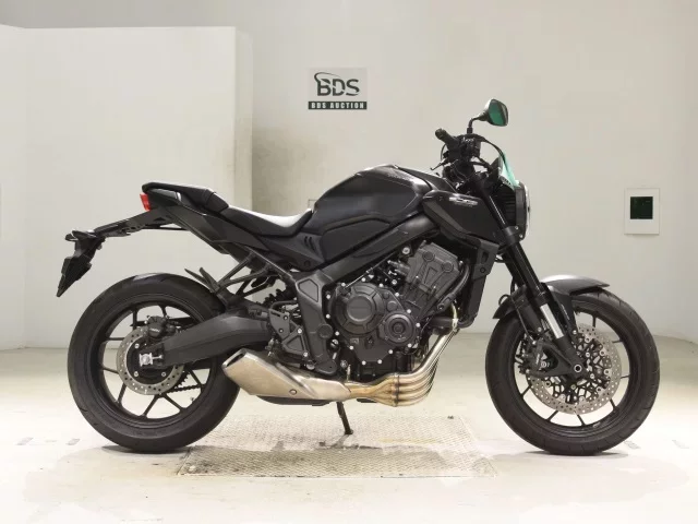 Honda CB650R лот № 5272 оценка 6  с аукциона в Японии