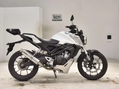 Honda CB125R