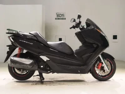 Honda FORZA  с аукциона в Японии