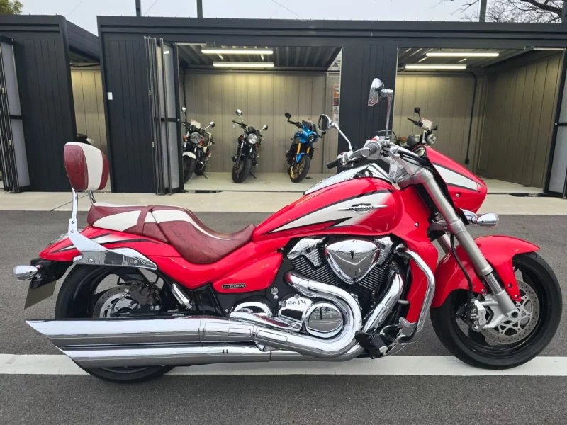 Suzuki BOULEVARDM109R