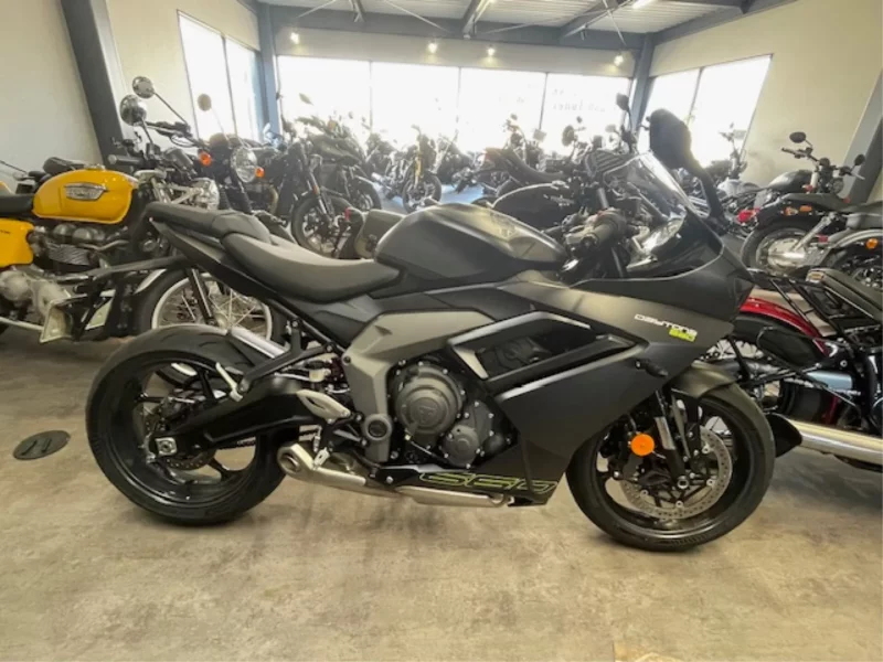 Triumph TRIUMPH DAYTONA 660