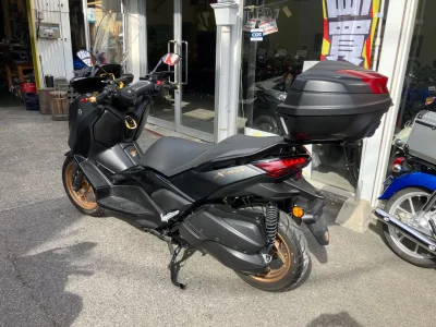 Yamaha XMAX