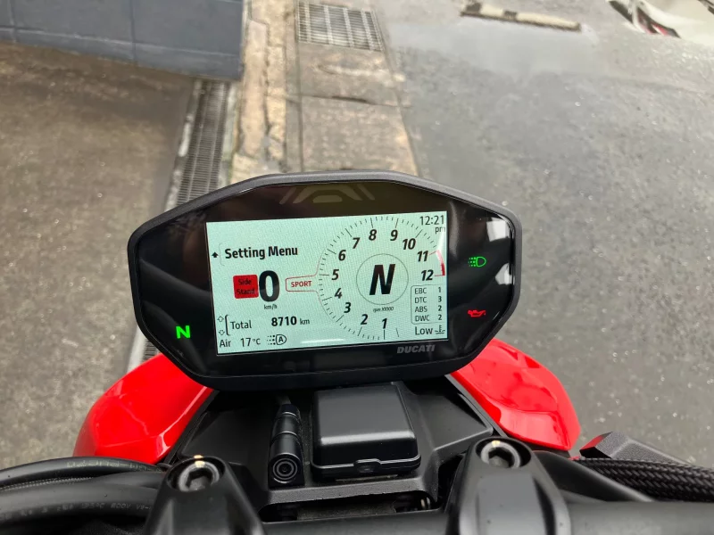 Ducati DUCATI STREET FIGHTER V2