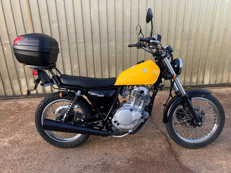 Suzuki GLASS TRACKER BIG BOY