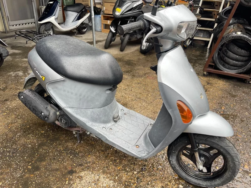 Suzuki LET S4