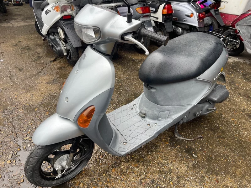 Suzuki LET S4