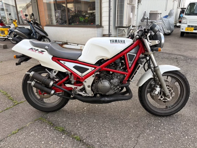 Yamaha R1-Z