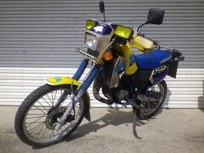 Suzuki RA125