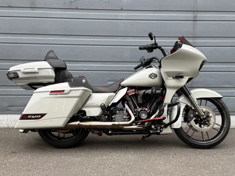 Harley-Davidson HARLEY FLTRXSE1800CVO