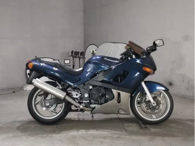 Kawasaki ZZR400