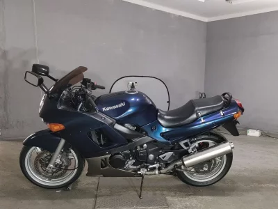Kawasaki ZZR400