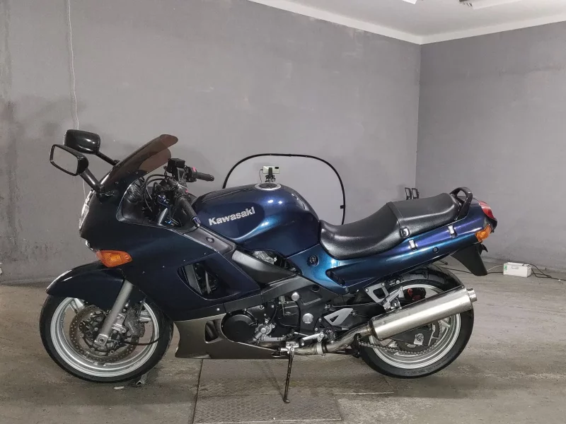 Kawasaki ZZR400