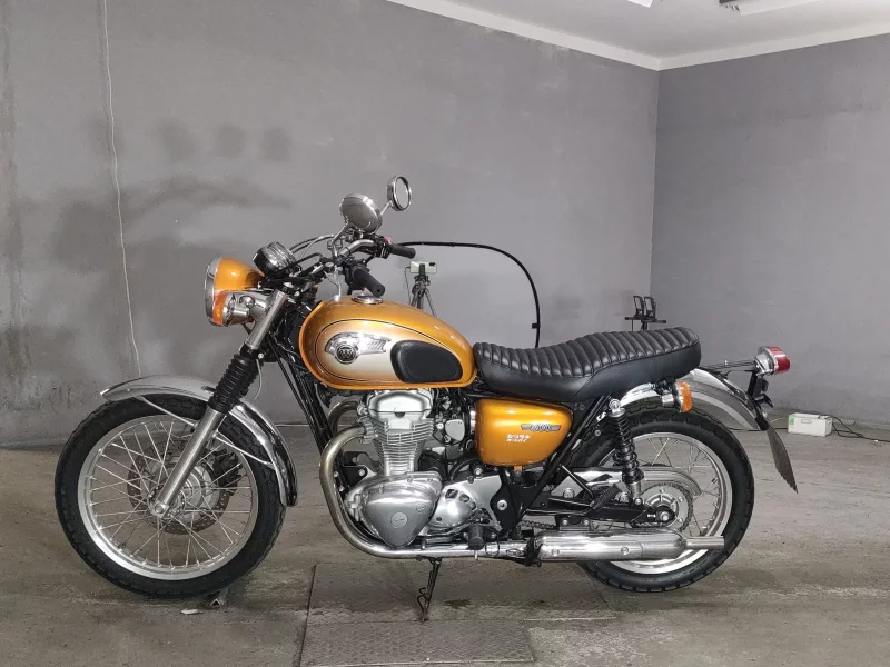 Kawasaki W800