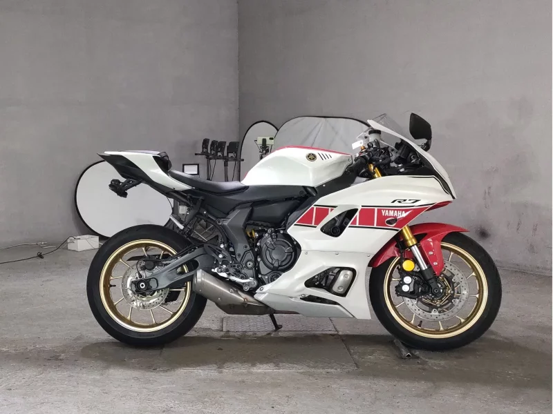 Yamaha YZF-R7