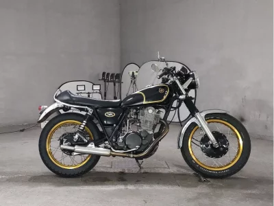 Yamaha SR500-1