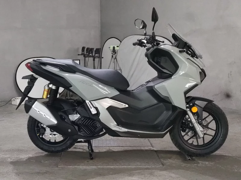 Honda ADV160