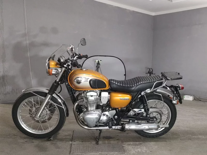 Kawasaki W800