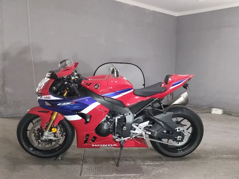 Honda CBR1000RR-R SP