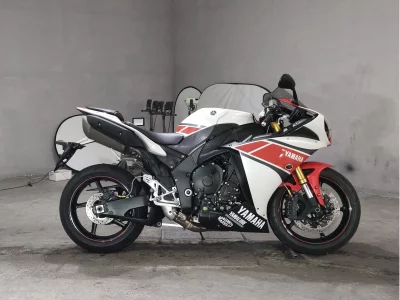 Yamaha YZF-R1