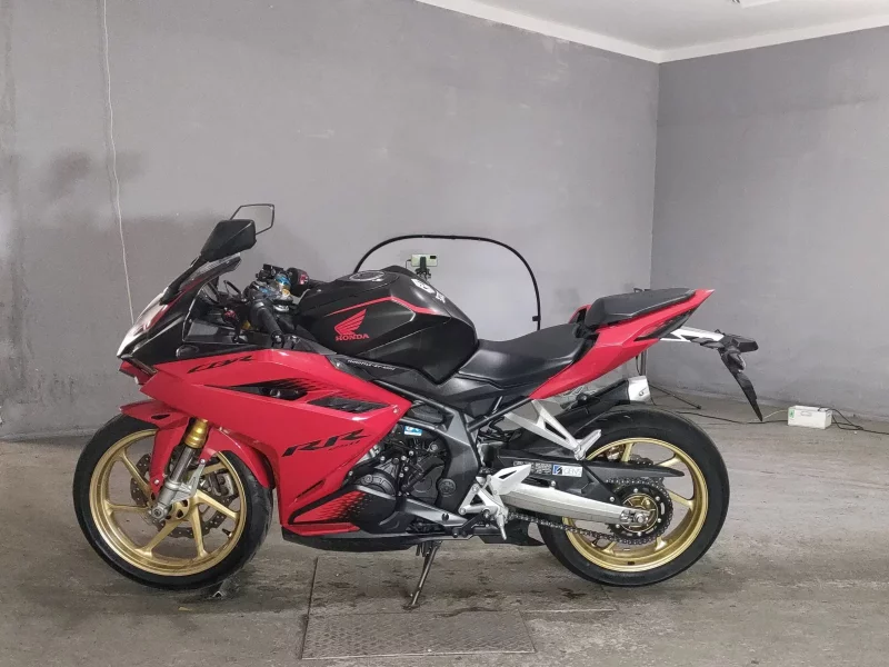 Honda CBR250RR
