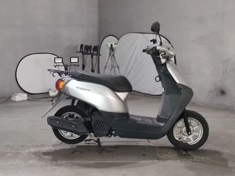 Honda TACT BASIC