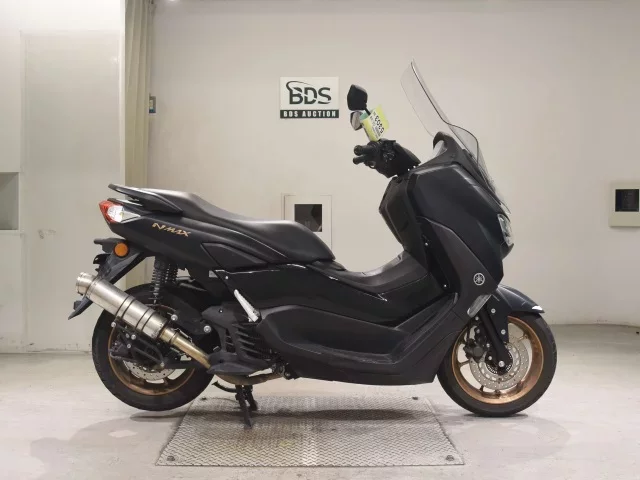 Yamaha NMAX-2