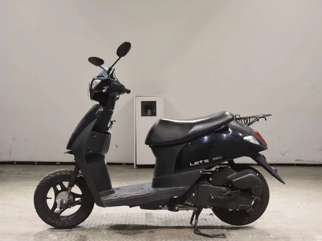 Suzuki LET S