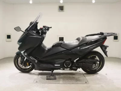 Yamaha T-MAX530DX  с аукциона в Японии