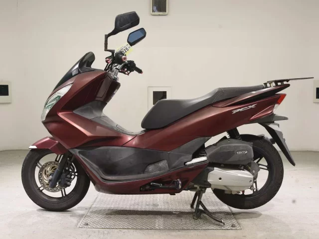 Honda PCX125-2