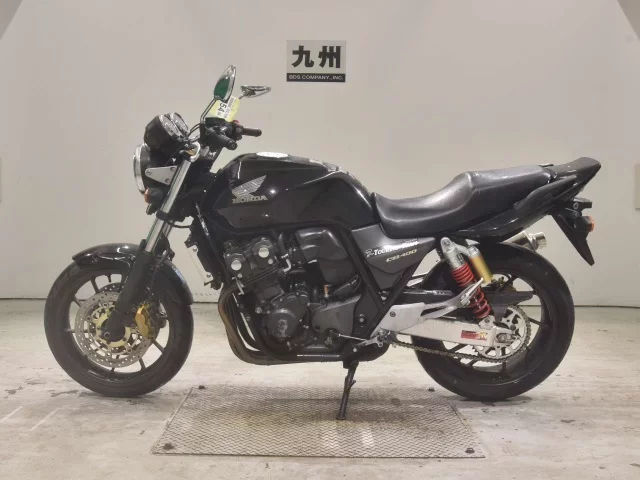 Honda CB400SFV-4