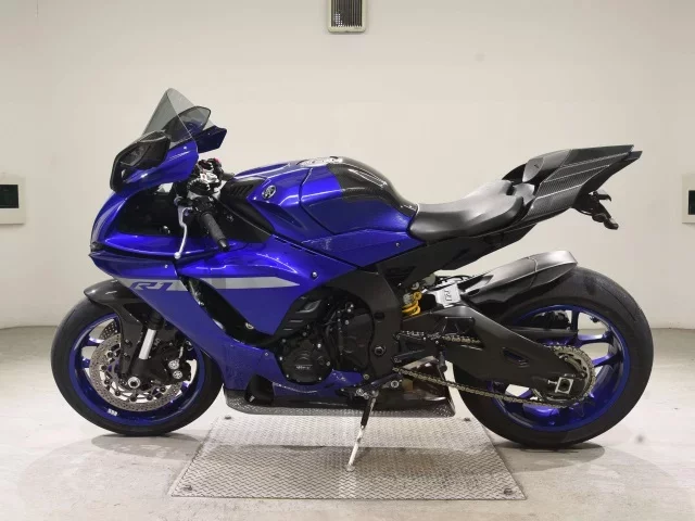Yamaha YZF-R1